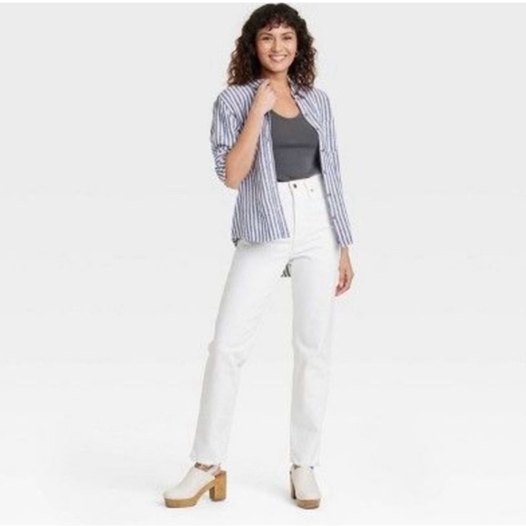 Universal Thread Denim - Universal Thread 90s Vintage Straight Leg Jeans White Size 4